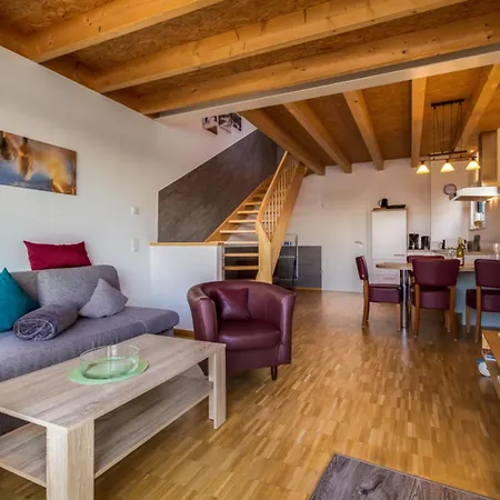 Lagovida Hafenhaus C Am Stoermthaler * Grosspoesna